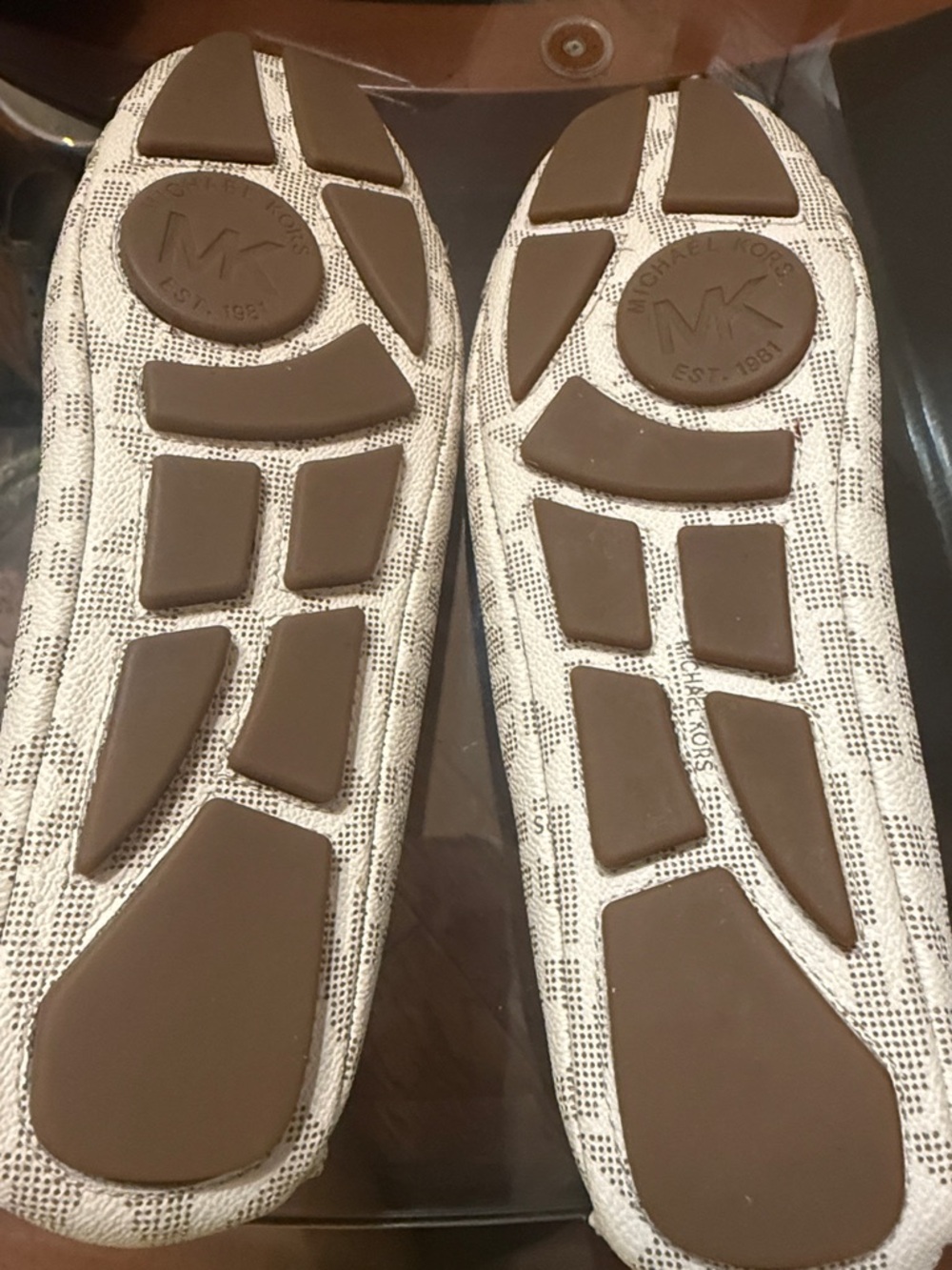 Michael Kors Cream Logo Ballet Flats with Gold Medallion - Picture 2 of 2